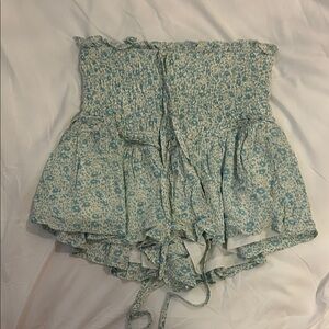 BaeVely Light Blue Floral Smocked Skort